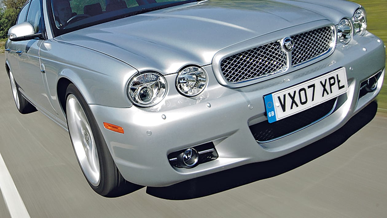 Jaguar XJ (20032009) review Auto Express