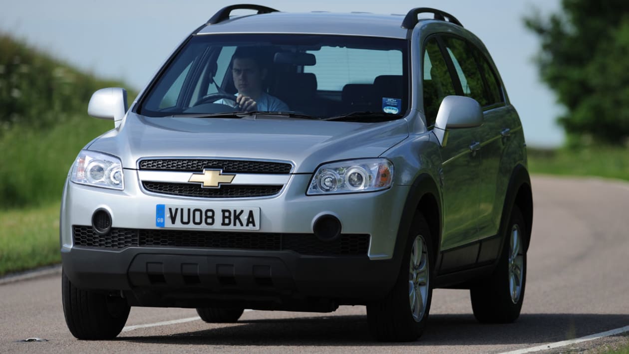 Chevrolet Captiva 2.0 LS VCDi | Auto Express