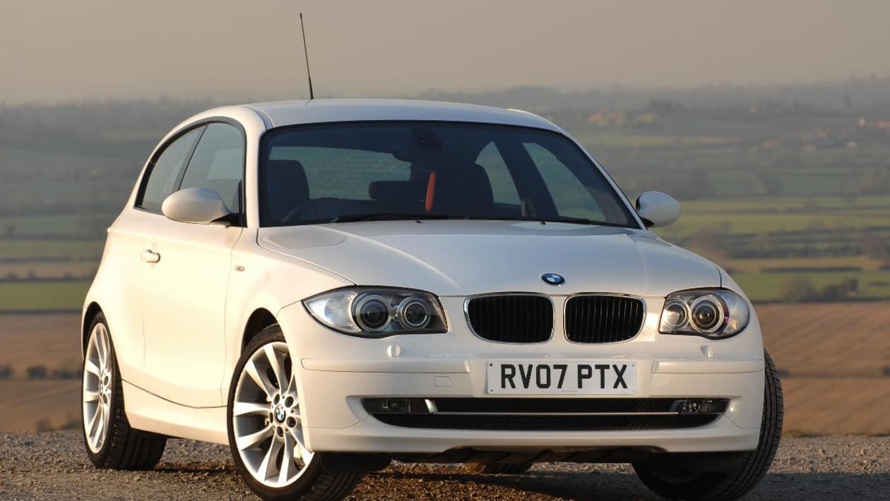 BMW E87 1 Series HONEST OWNERS REVIEW (1 Year) - 2007 BMW 120d 