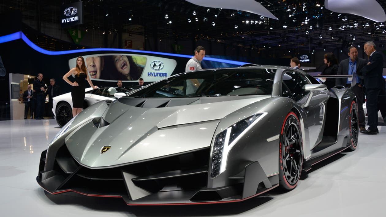 Lamborghini Veneno video | Auto Express