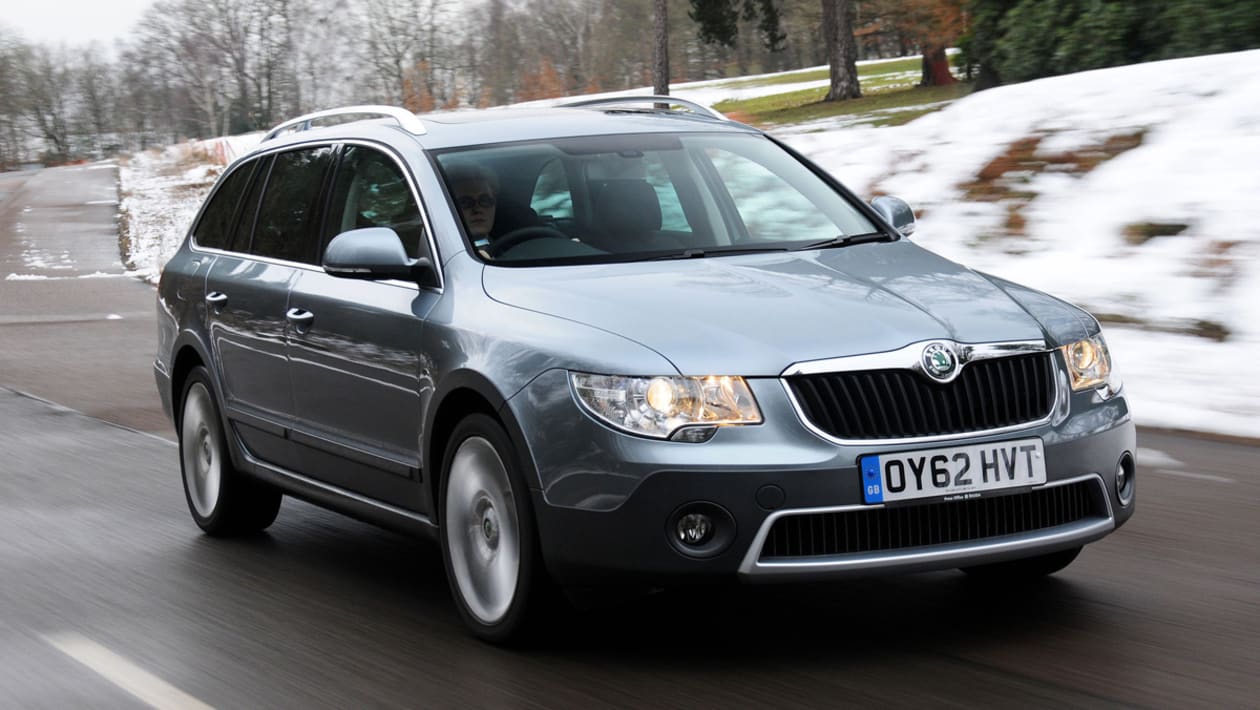 2013 Skoda Superb Outdoor pictures | Auto Express