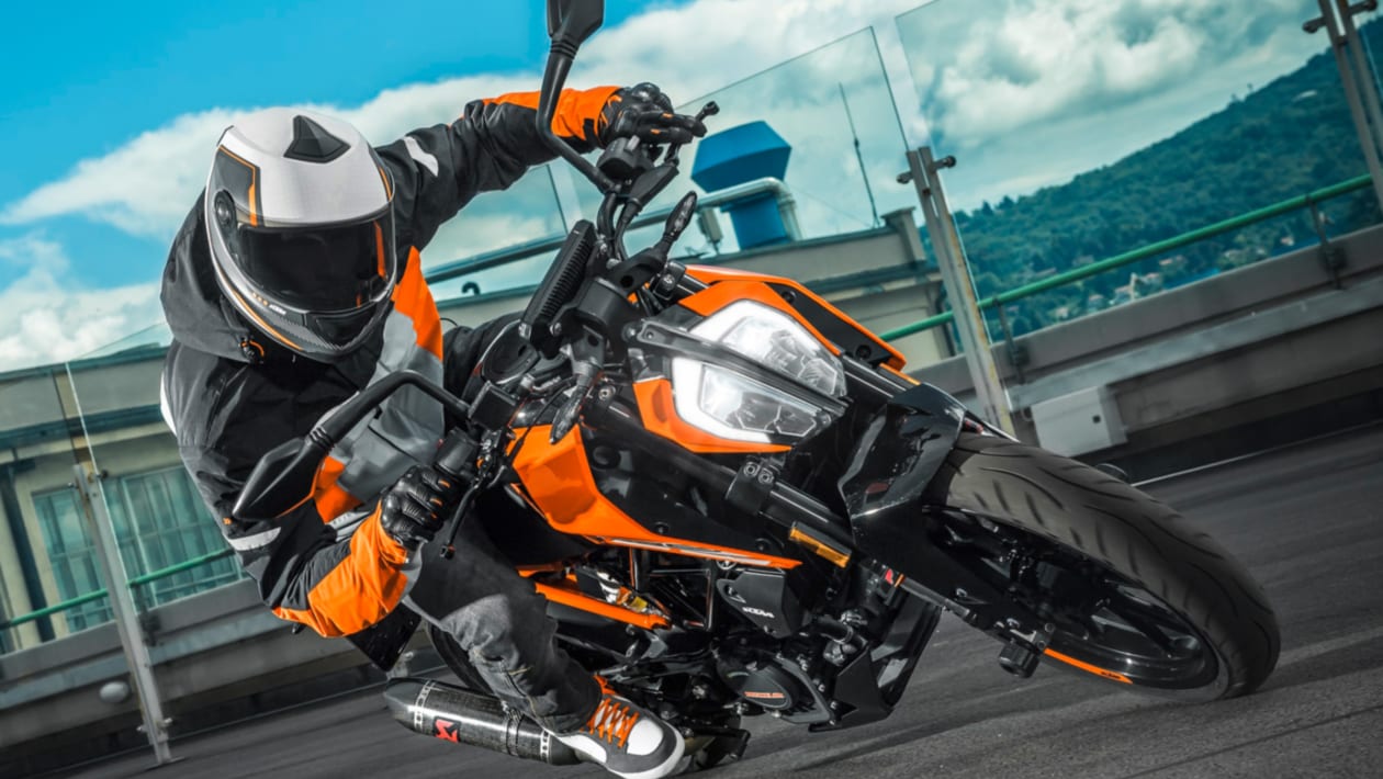 KTM 125 Duke  First Ride Review