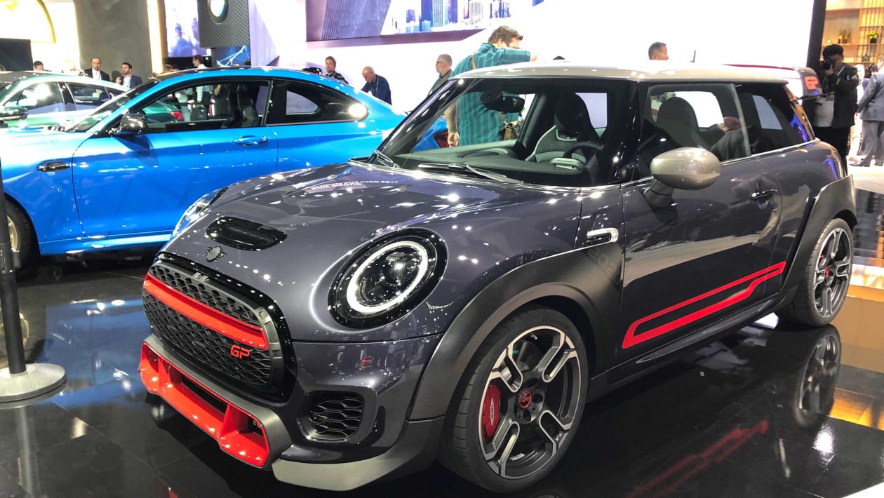 New 302bhp MINI John Cooper Works GP launched at LA Motor Show | Auto ...