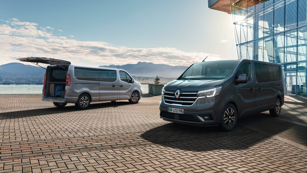 Renault reveals updated Trafic range with Combi and SpaceClass variants ...