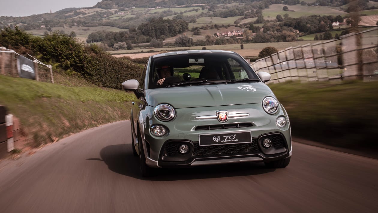 Shelsley Walsh Hill Climb in an Abarth 695 70th Anniversario - Vimarsana News