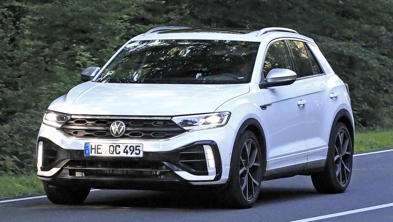 New 22 Volkswagen T Roc R Facelift Caught Undisguised Auto Express New 22 Volkswagen T Roc R Facelift Caught Undisguised Auto Express