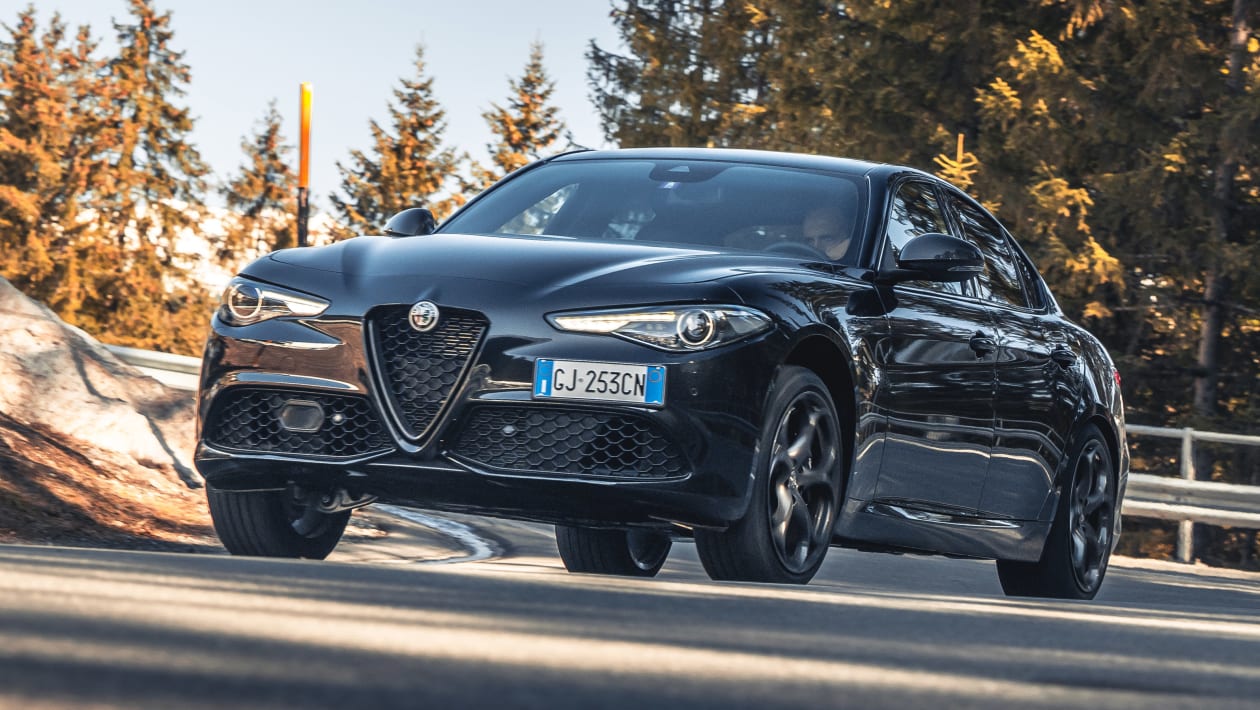 Alfa Romeo Giulia review – compact executive saloon tackles the