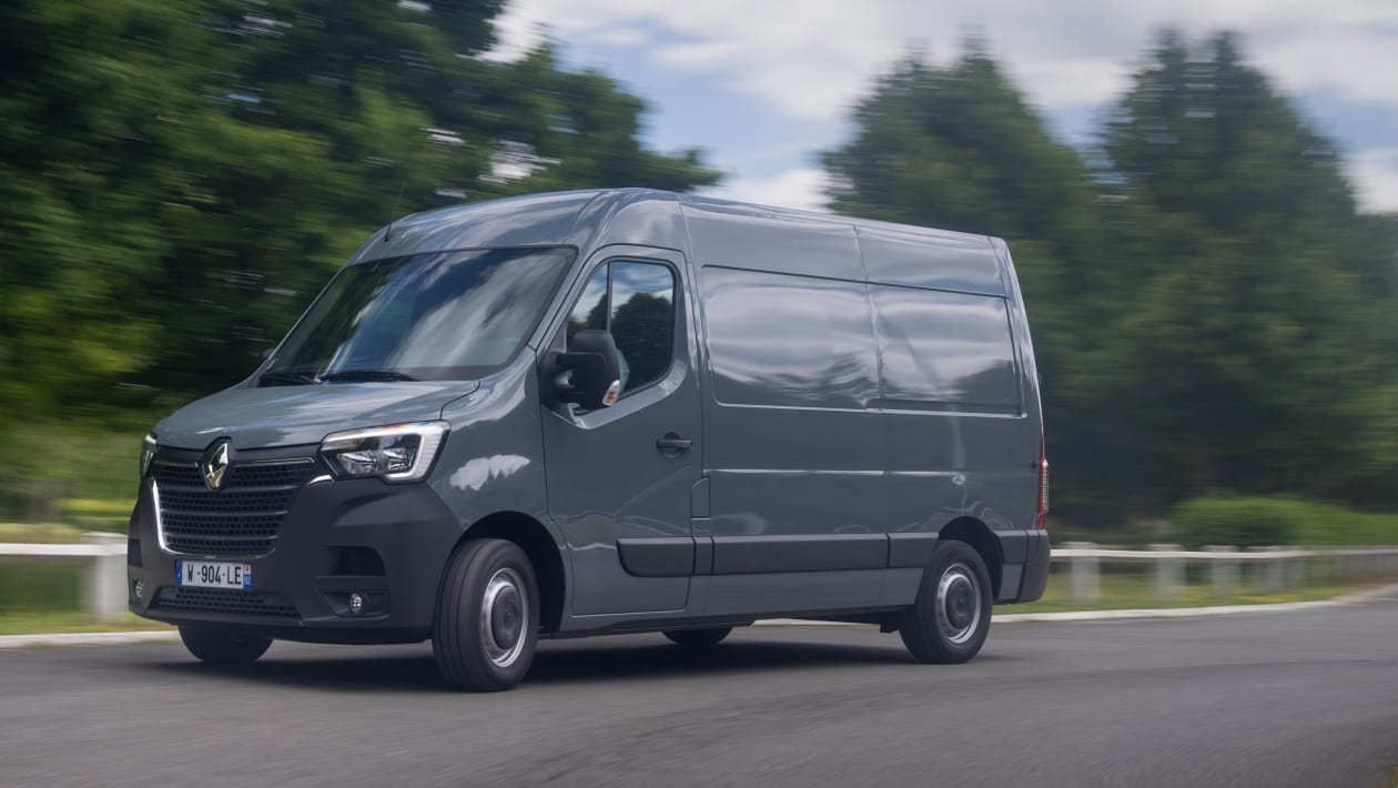 Transient engineer anchor Renault Master E-Tech electric van gets larger battery for 2022 | Auto  Express