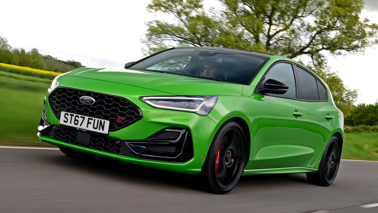 SKTU Antislipmatten Voor Ford Focus ST Line 2022-2024 – 14-delig Set, Rubber, Bescherming Deurgleuven