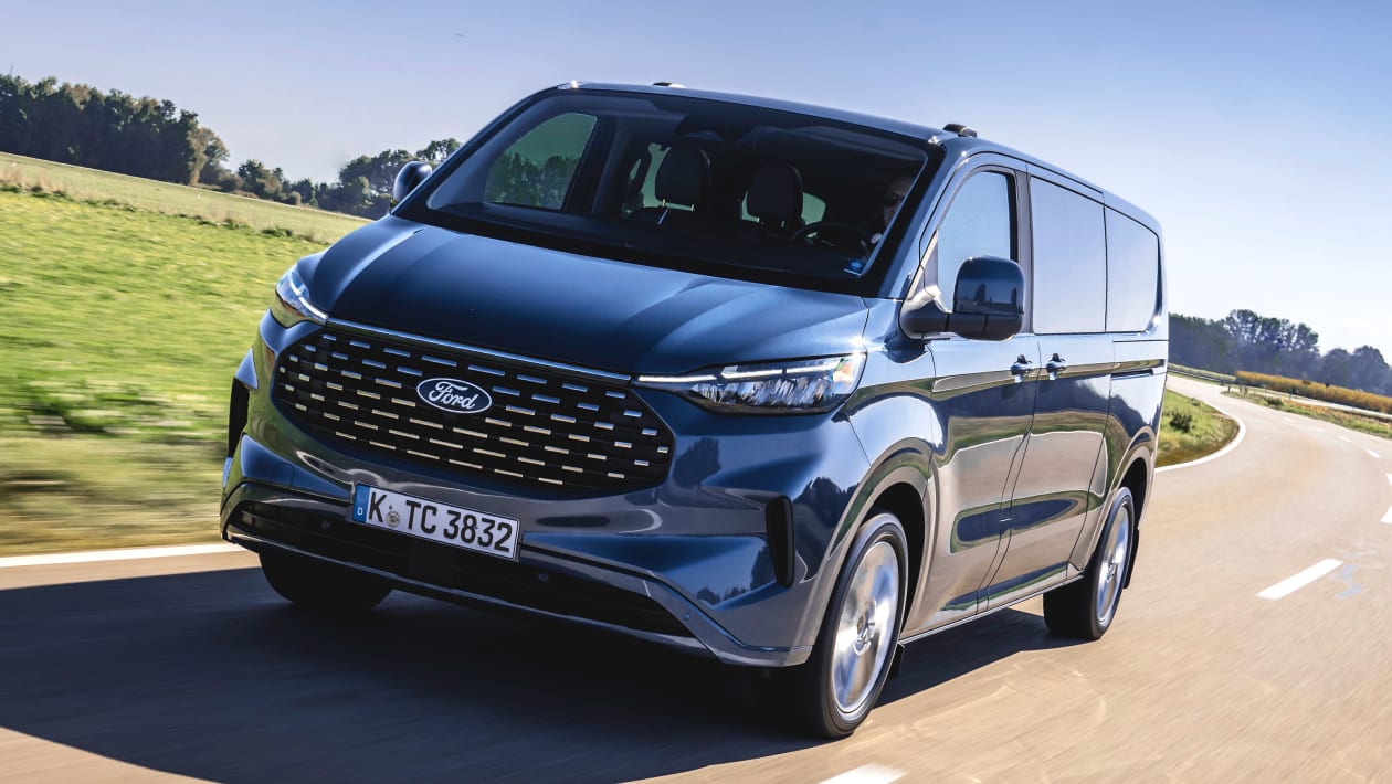 New Ford Tourneo Custom 2023 review