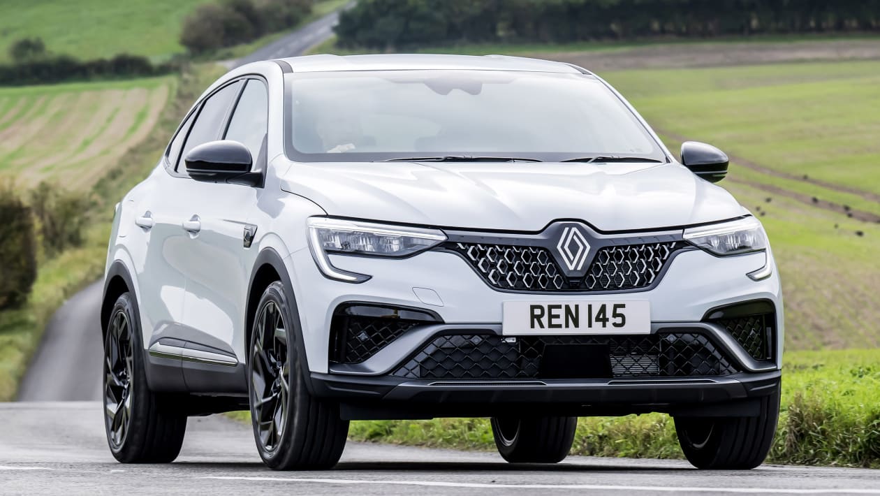 Renault Arkana review: A fuel-efficient hybrid SUV with coupe styling 2024