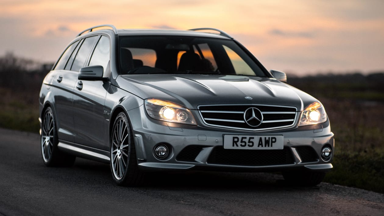 https://media.autoexpress.co.uk/image/private/s--X-WVjvBW--/f_auto,t_content-image-full-desktop@1/v1702658952/evo/2023/12/Mercedes-Benz%20C63%20W204%20buying%20guide%2023-7.png