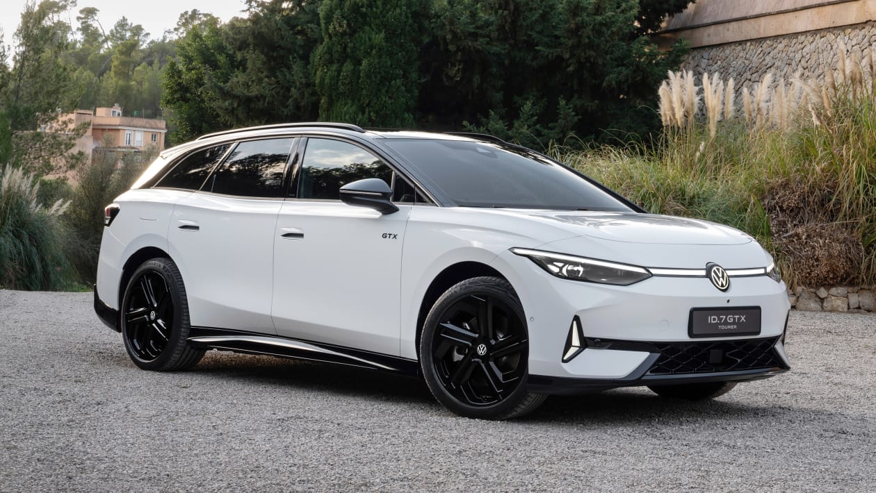 New 2024 Volkswagen ID.7 GTX Tourer introduces twin-motors and extra tow capacity - Vimarsana News