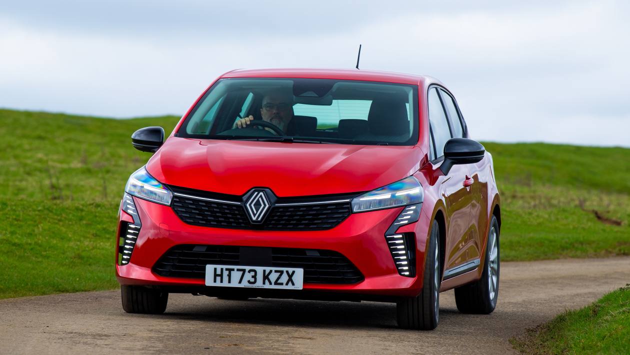 Car Deal of the Day: 0% APR and extra £££ off new Renault Clio... if you trade in a Ford Fiesta - Vimarsana News