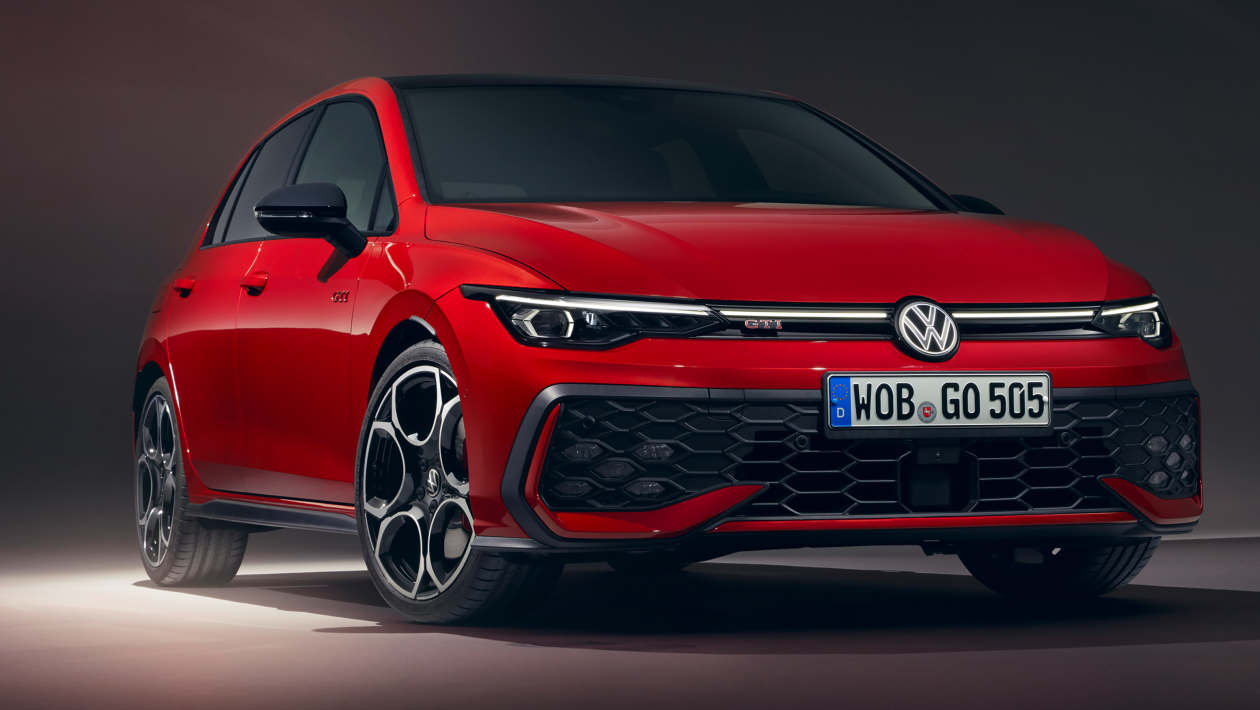 New Volkswagen Golf GTI gets cheaper, plug-in hybrid Golf GTE gets 82-mile electric range | Auto Express