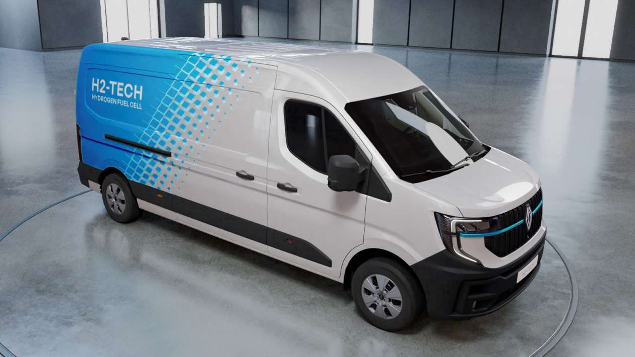 Renault Master H2-Tech Prototype Unveiled at IAA Transportation Show in Hannover