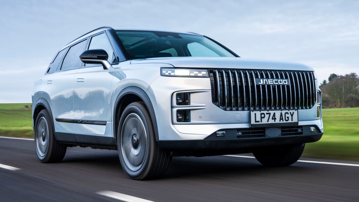 New Jaecoo 7 PHEV 2025 UK - pictures | Auto Express