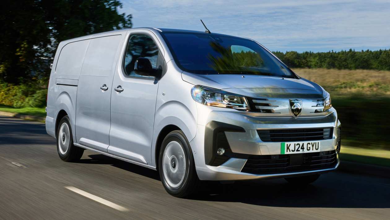 Peugeot Expert van review Auto Express