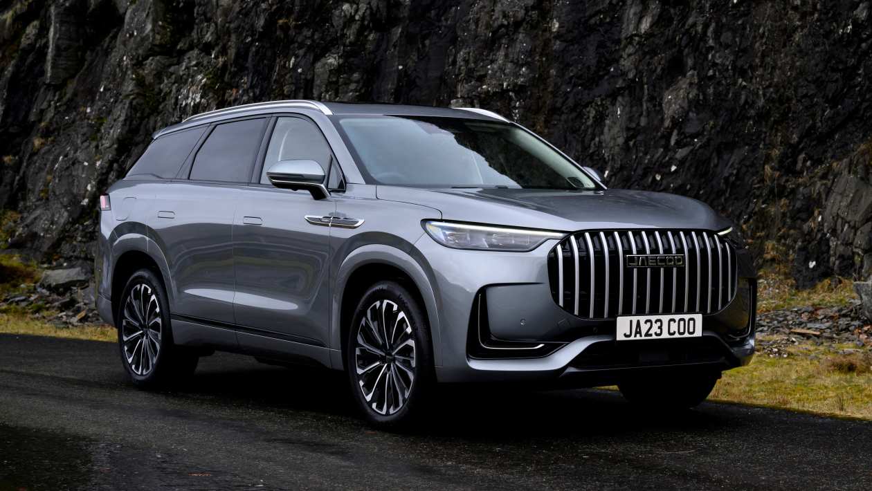 New Jaecoo 8 challenges the Hyundai Santa Fe with seven seats, 83-mile EV range and £45k price tag