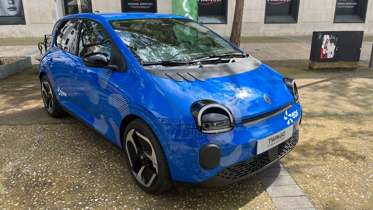 New Renault Twingo van concept - pictures