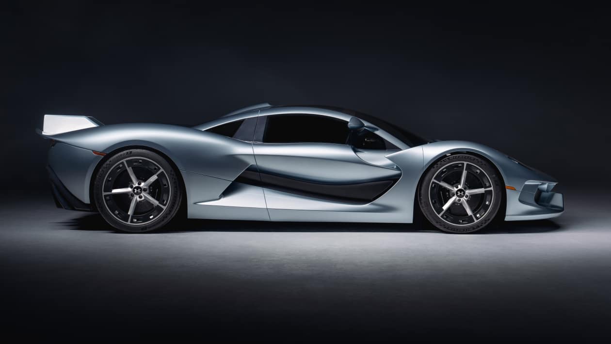 Texas Heat: Hennessey Defies the Digital Age with the Analog Blackbird — image 5