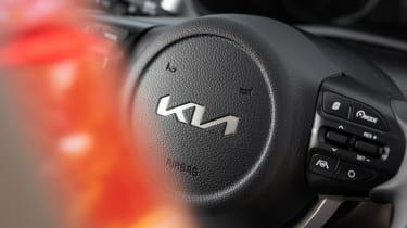 Kia Stonic - steering wheel
