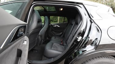 Infiniti Q30 Sport AWD 2016 - rear seats
