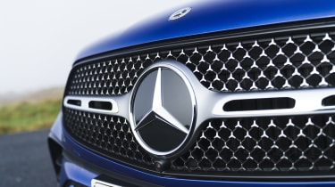 Mercedes GLC - front grille