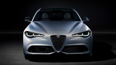 Alfa Romeo Giulia facelift - full front