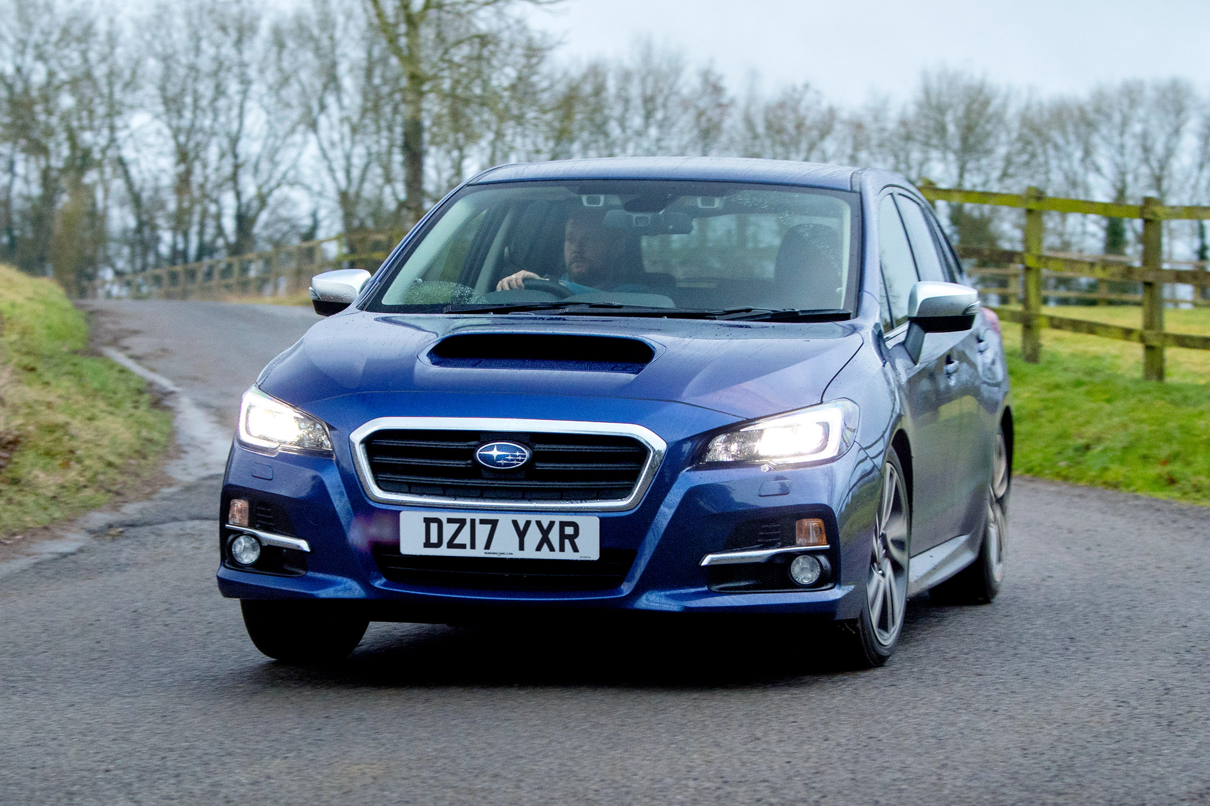 Levorg масло. Subaru Levorg 2017. Субару Леворг 1.6. Тест драйв Subaru Levorg. Levorg 2023.