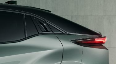 Toyota C-HR+ - side detail