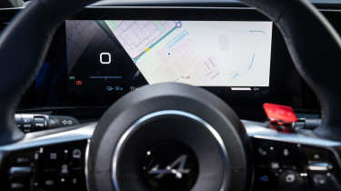 Alpine A390 - dials