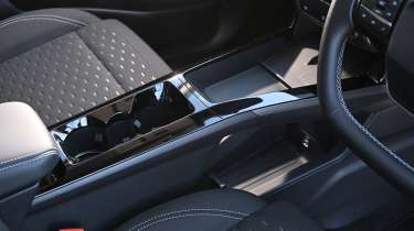 Ford Puma Gen-E - centre console