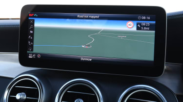 mercedes-amg c 43 coupe infotainment