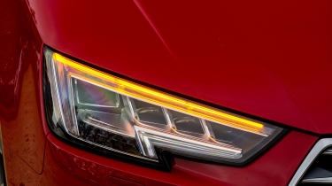 Audi A4 S Line - lights