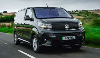 Vauxhall Vivaro Electric Pro - front