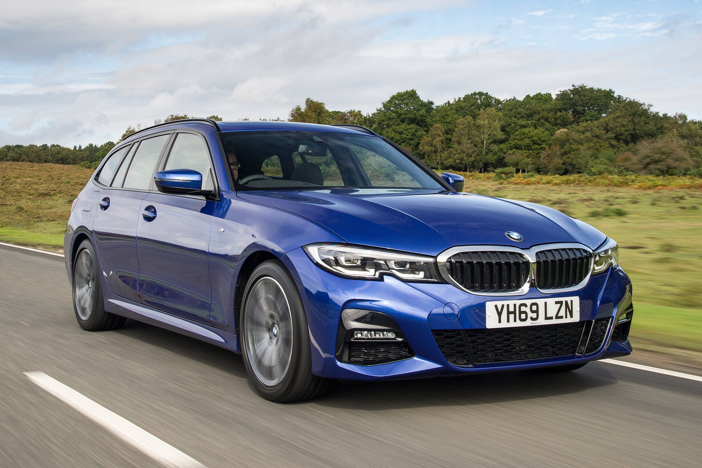 New BMW 3 Series Touring 2019 review | Auto Express