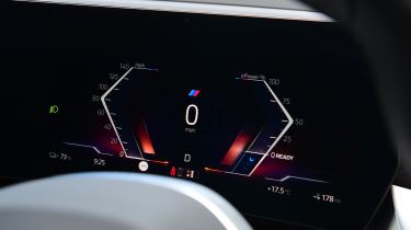 BMW iX2 - dashboard screen