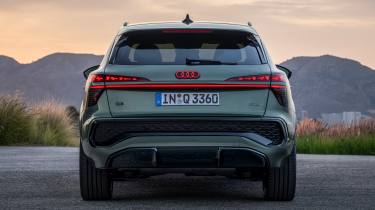 Audi Q3 - full rear static
