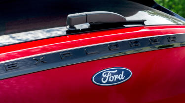 Ford Explorer 2024 - rear badge