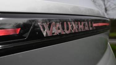 Vauxhall Grandland Hybird - rear illuminated Vauxhall badge 