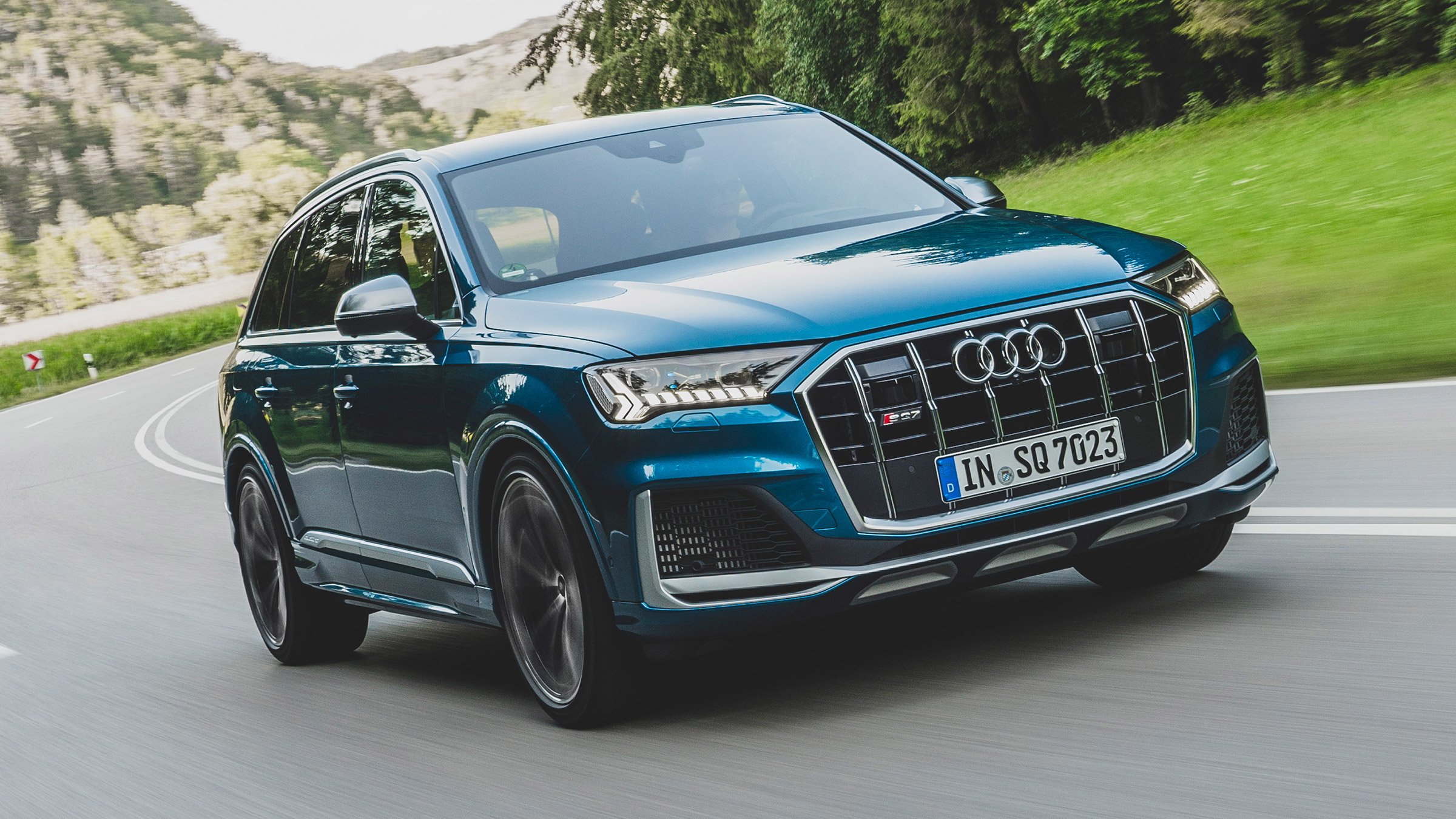 7 2020. Audi sq7 TDI 2020 модель. Q7 RS 2020. Audi q7 2020 морская волна. Audi q7 2020 фирменный цвет.