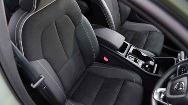Volvo XC40 - driver&#039;s seat