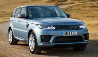 Range Rover Sport P400e - front