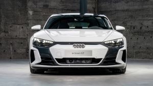 Audi e-tron GT - white full front