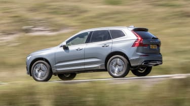 New Volvo XC60 review - side