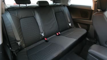 Kia Pro_cee&#039;d hatchback rear seats