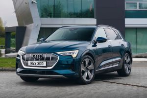 Audi e-tron - front static