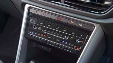 VW T-Roc - climate controls detail