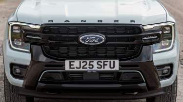 Ford Ranger PHEV - front grille